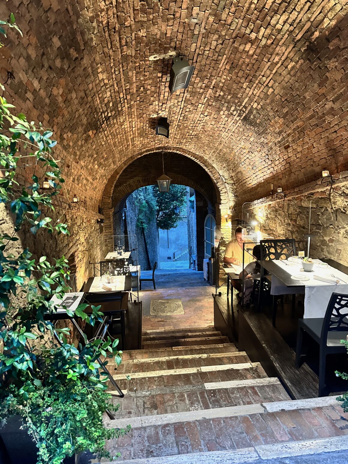montepulicano old town dining