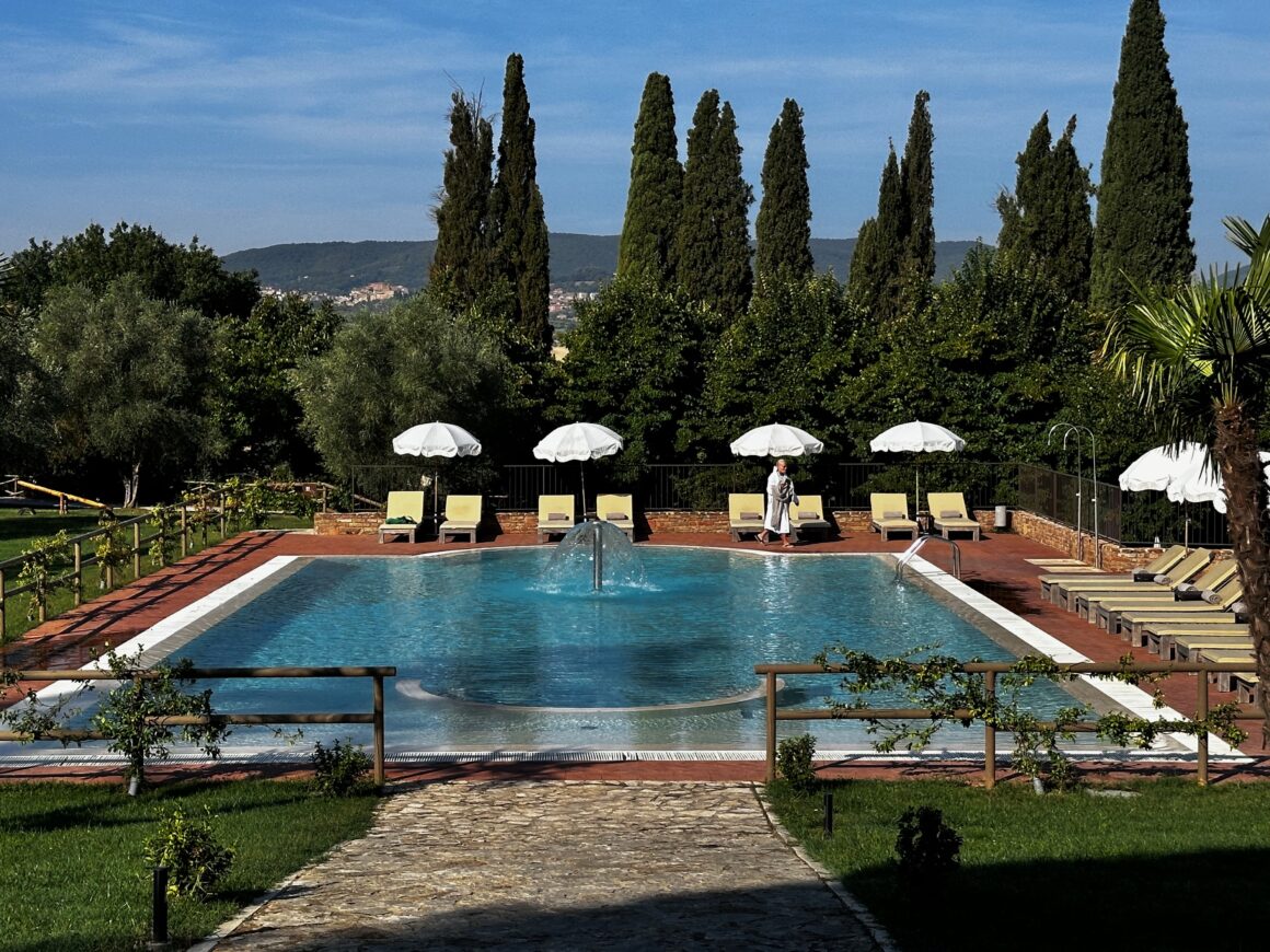 precise tale poggio alla sala pool 1